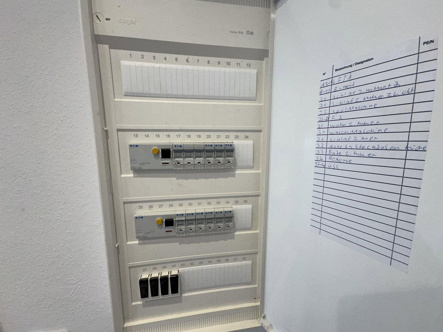 Predaj bytu 3-izbový 78 m², Köln, Severné Porýnie - Westfálsko Predaj bytu 3-izbový 78 m², Köln, Severné Porýnie - Westfálsko