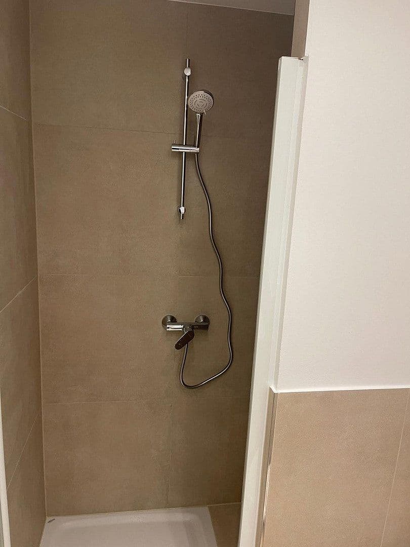 Predaj bytu 3-izbový 78 m², Köln, Severné Porýnie - Westfálsko Predaj bytu 3-izbový 78 m², Köln, Severné Porýnie - Westfálsko