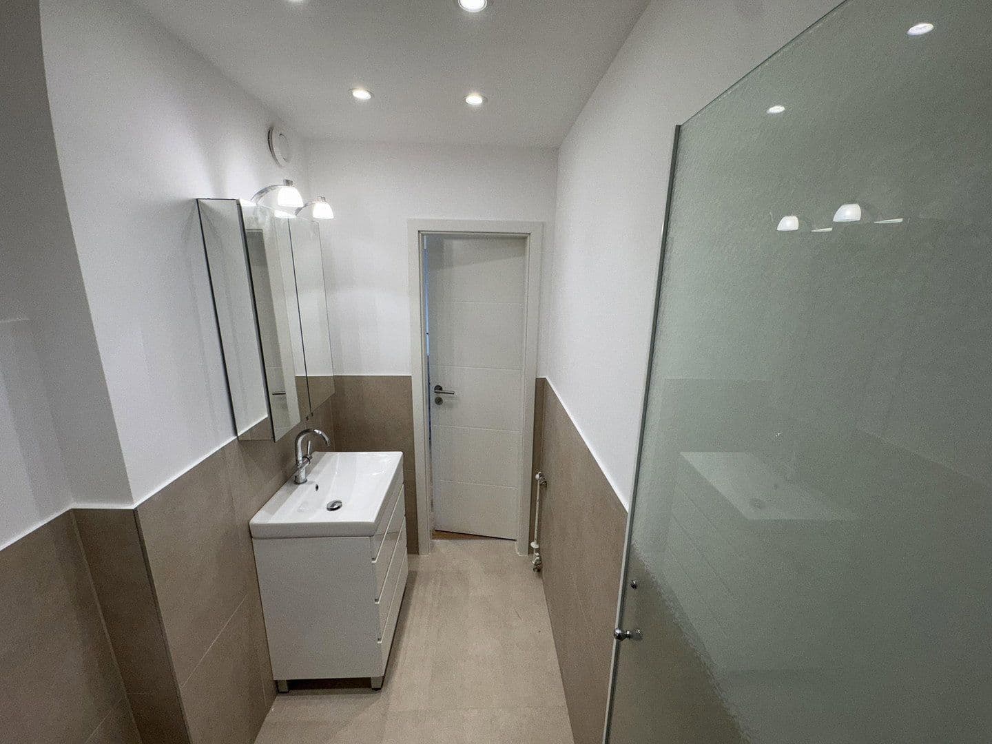 Predaj bytu 3-izbový 78 m², Köln, Severné Porýnie - Westfálsko Predaj bytu 3-izbový 78 m², Köln, Severné Porýnie - Westfálsko