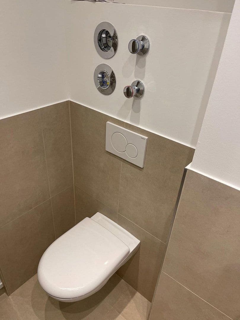 Predaj bytu 3-izbový 78 m², Köln, Severné Porýnie - Westfálsko Predaj bytu 3-izbový 78 m², Köln, Severné Porýnie - Westfálsko