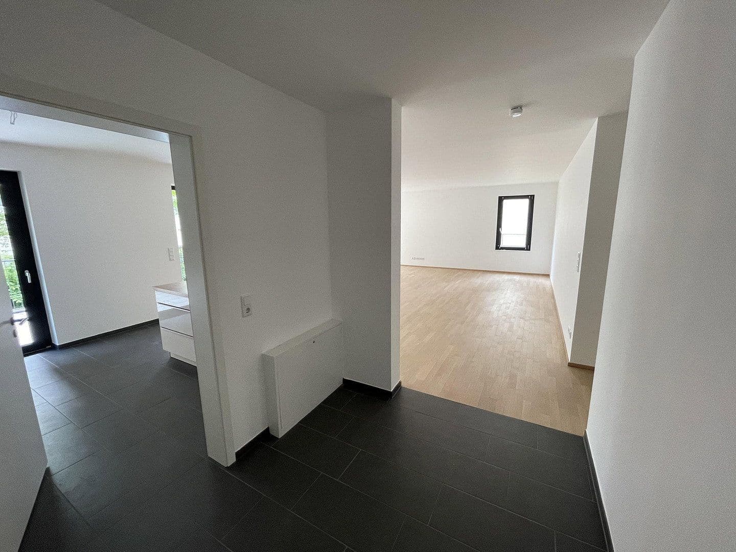 Prenájom bytu 3-izbový 134 m², Braunschweig, Dolné Sasko Prenájom bytu 3-izbový 134 m², Braunschweig, Dolné Sasko