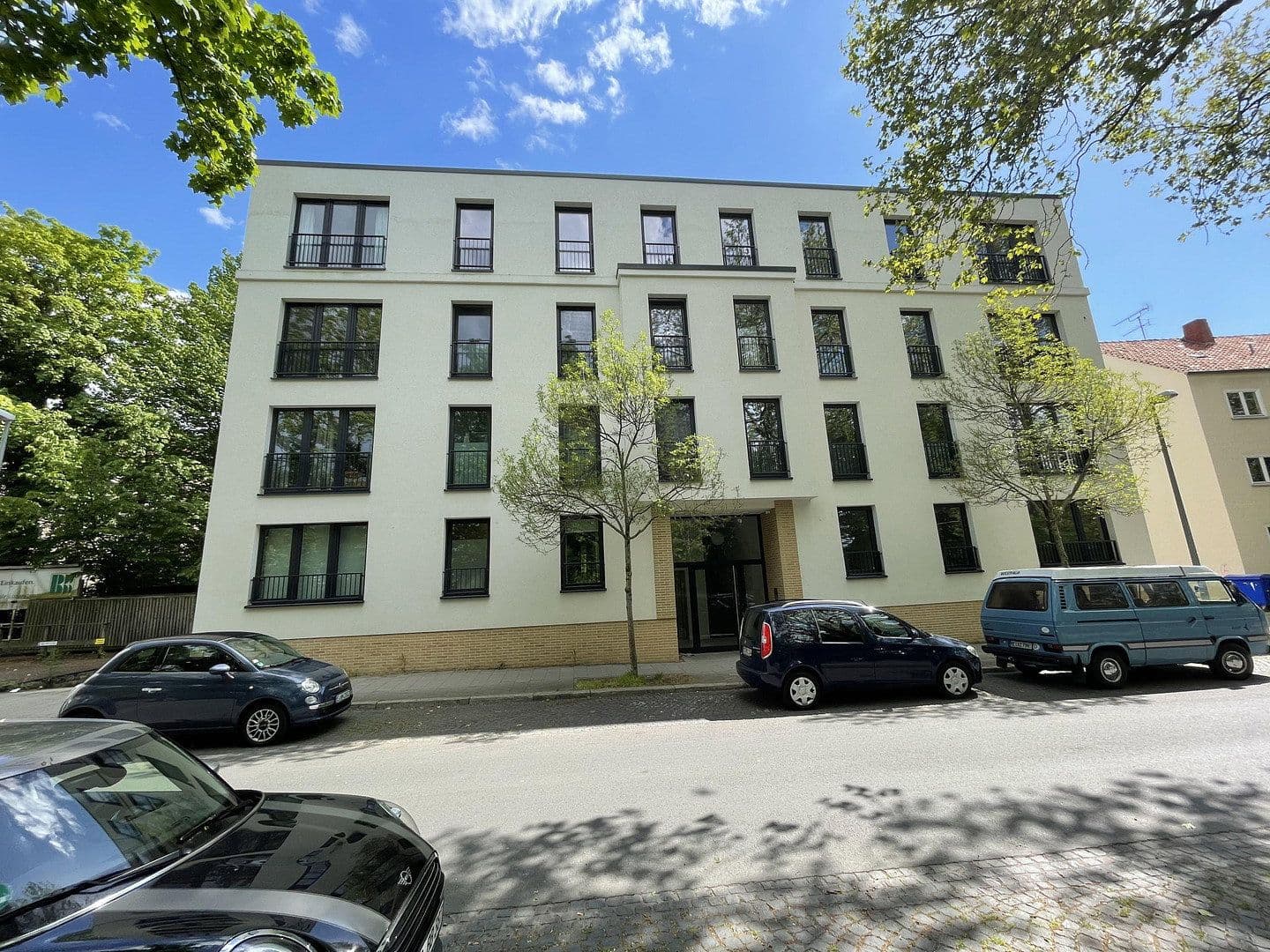 Prenájom bytu 3-izbový 134 m², Braunschweig, Dolné Sasko Prenájom bytu 3-izbový 134 m², Braunschweig, Dolné Sasko