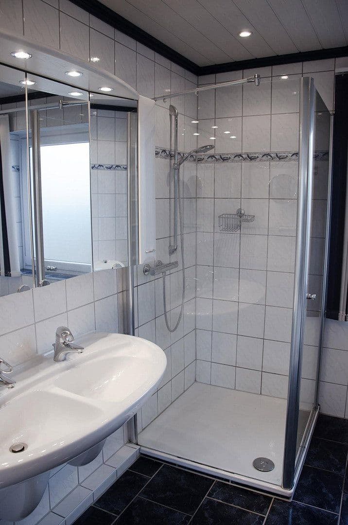 Predaj domu 206 m², pozemok 1.000 m², Quarrendorfer Weg 8, Toppenstedt, Dolné Sasko Predaj domu 206 m², pozemok 1.000 m², Quarrendorfer Weg 8, Toppenstedt, Dolné Sasko
