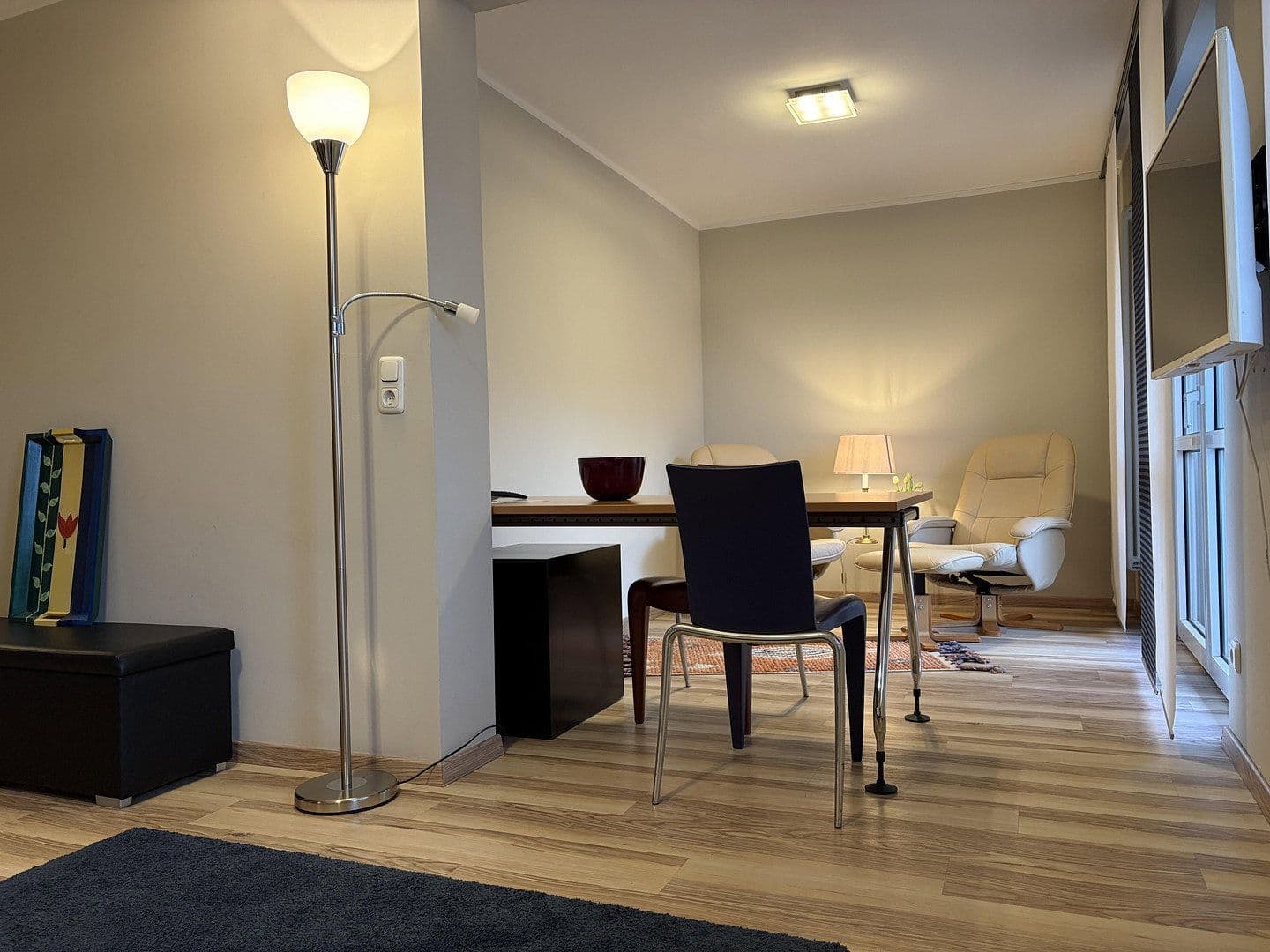 Prenájom bytu 1-izbový 37 m², Friedrich Ebert, Bad Vilbel, Hesensko Prenájom bytu 1-izbový 37 m², Friedrich Ebert, Bad Vilbel, Hesensko