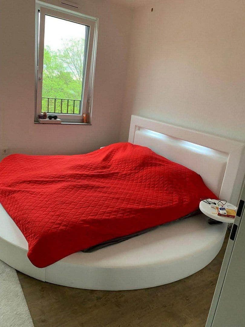 Prenájom bytu 2-izbový 74 m², Marta-Worringer Str. 11, Bonn, Severné Porýnie - Westfálsko Prenájom bytu 2-izbový 74 m², Marta-Worringer Str. 11, Bonn, Severné Porýnie - Westfálsko