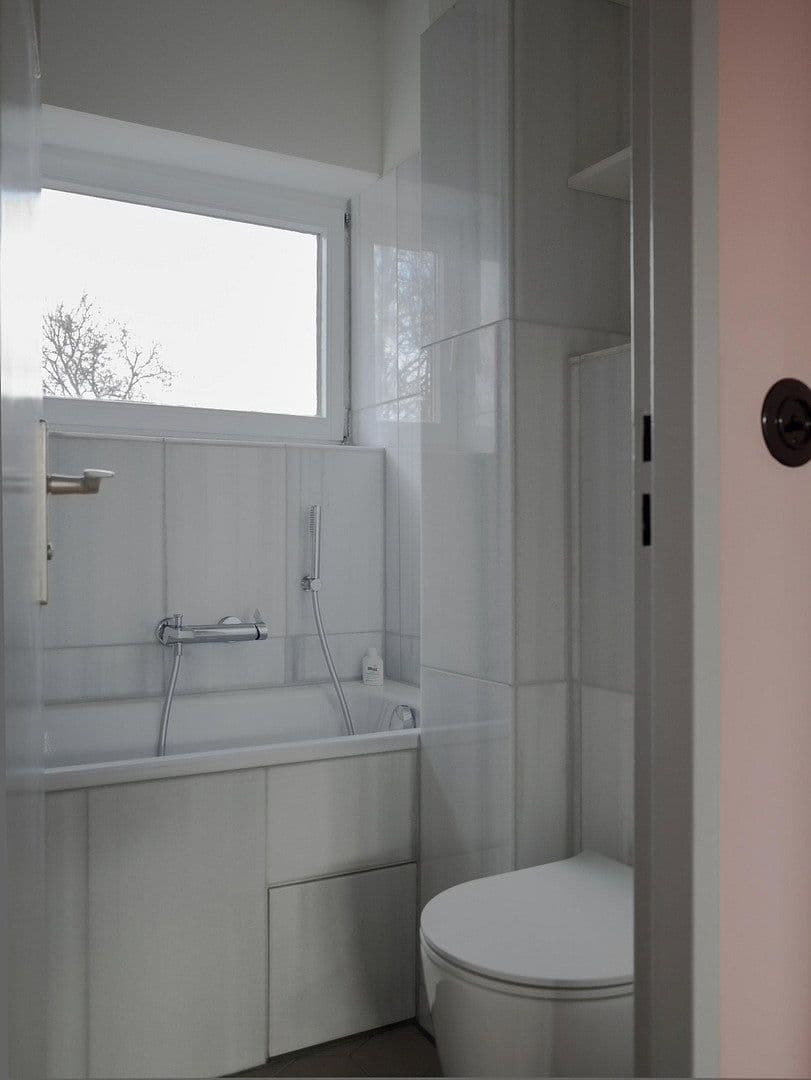 Predaj bytu 1-izbový 50 m², Berlin, Berlín Predaj bytu 1-izbový 50 m², Berlin, Berlín