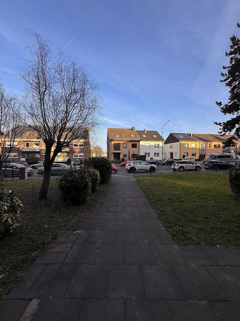 Predaj domu 712 m², pozemok 980 m², Euskirchen, Severné Porýnie - Westfálsko Predaj domu 712 m², pozemok 980 m², Euskirchen, Severné Porýnie - Westfálsko