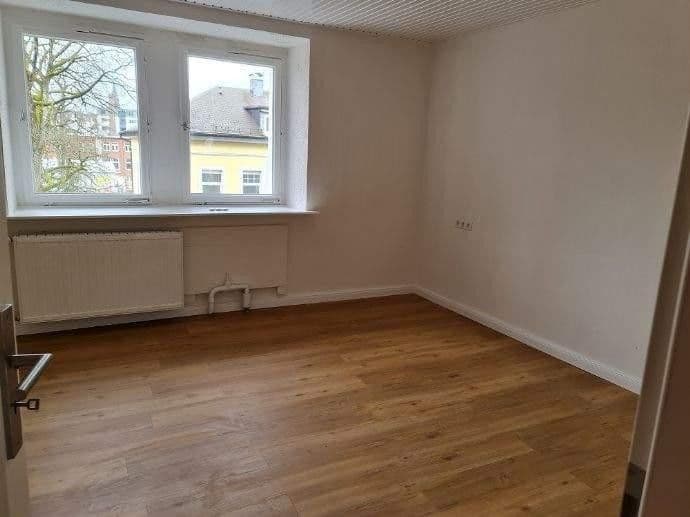 Prenájom bytu 2-izbový 88 m², Sedanstr. 14, Lüdenscheid, Severné Porýnie - Westfálsko Prenájom bytu 2-izbový 88 m², Sedanstr. 14, Lüdenscheid, Severné Porýnie - Westfálsko