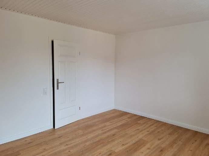 Prenájom bytu 2-izbový 88 m², Sedanstr. 14, Lüdenscheid, Severné Porýnie - Westfálsko Prenájom bytu 2-izbový 88 m², Sedanstr. 14, Lüdenscheid, Severné Porýnie - Westfálsko