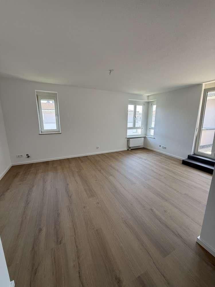Prenájom bytu 3-izbový 83 m², Buchloe, Bavorsko Prenájom bytu 3-izbový 83 m², Buchloe, Bavorsko