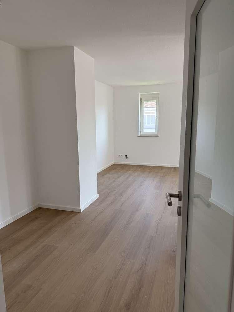 Prenájom bytu 3-izbový 83 m², Buchloe, Bavorsko Prenájom bytu 3-izbový 83 m², Buchloe, Bavorsko