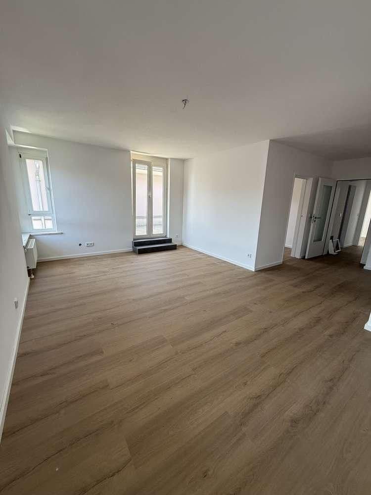 Prenájom bytu 3-izbový 83 m², Buchloe, Bavorsko Prenájom bytu 3-izbový 83 m², Buchloe, Bavorsko