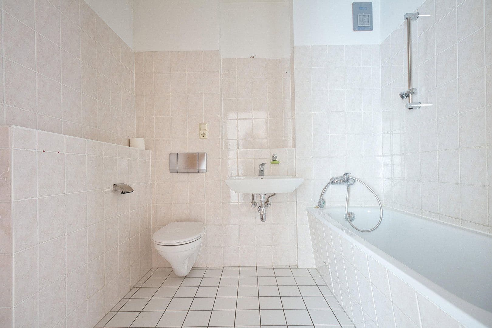 Prenájom bytu 4-izbový 78 m², Kräpeliner Wende 6B, Greifswald, Meklenbursko-Predpomoransko Prenájom bytu 4-izbový 78 m², Kräpeliner Wende 6B, Greifswald, Meklenbursko-Predpomoransko