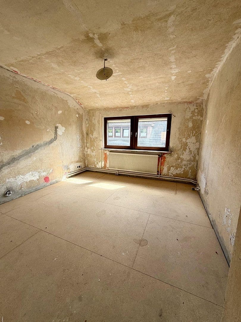 Predaj domu 100 m², pozemok 640 m², Delmenhorst, Dolné Sasko Predaj domu 100 m², pozemok 640 m², Delmenhorst, Dolné Sasko