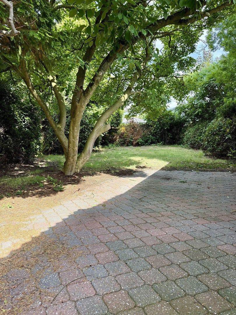 Predaj domu 100 m², pozemok 640 m², Delmenhorst, Dolné Sasko Predaj domu 100 m², pozemok 640 m², Delmenhorst, Dolné Sasko