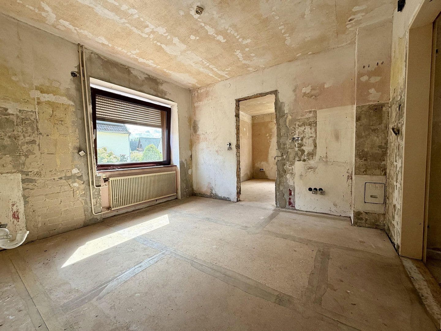 Predaj domu 100 m², pozemok 640 m², Delmenhorst, Dolné Sasko Predaj domu 100 m², pozemok 640 m², Delmenhorst, Dolné Sasko