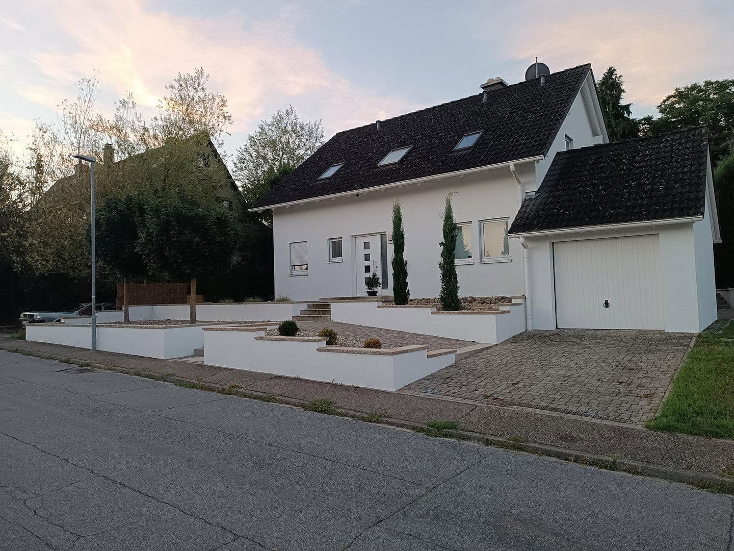 Predaj domu 146 m², pozemok 705 m², Remchingen, Bádensko-Wurttembersko Predaj domu 146 m², pozemok 705 m², Remchingen, Bádensko-Wurttembersko