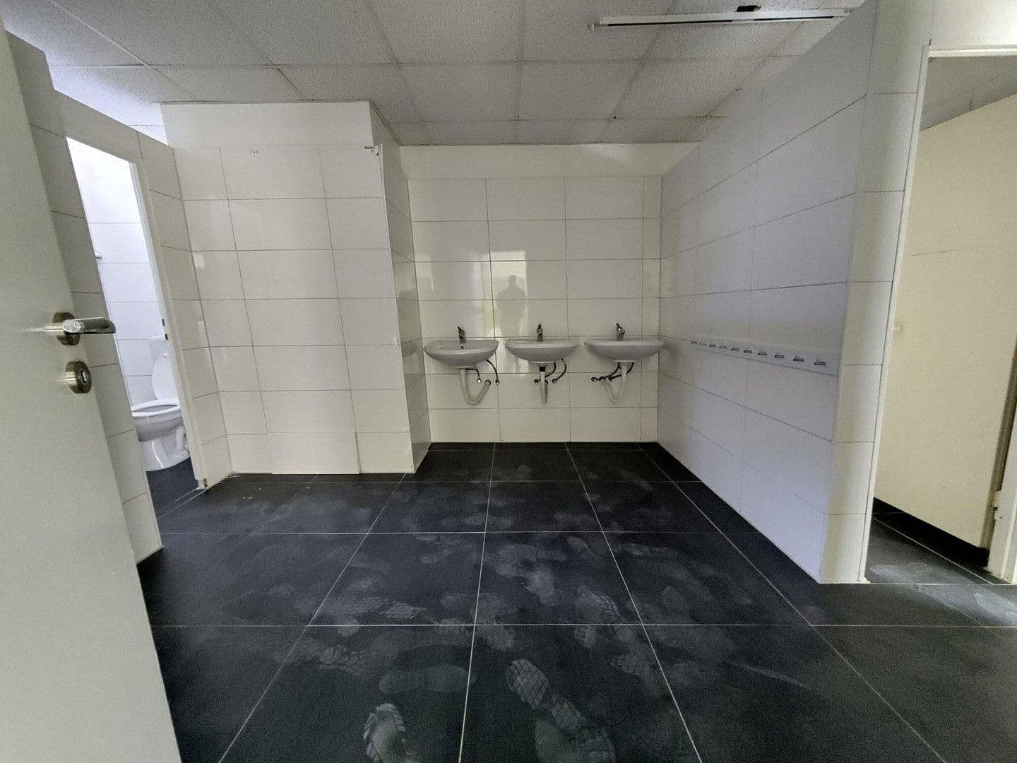 Prenájom kancelárie 330 m², Bahnstraße 26, Wupertal, Severné Porýnie - Westfálsko Prenájom kancelárie 330 m², Bahnstraße 26, Wupertal, Severné Porýnie - Westfálsko