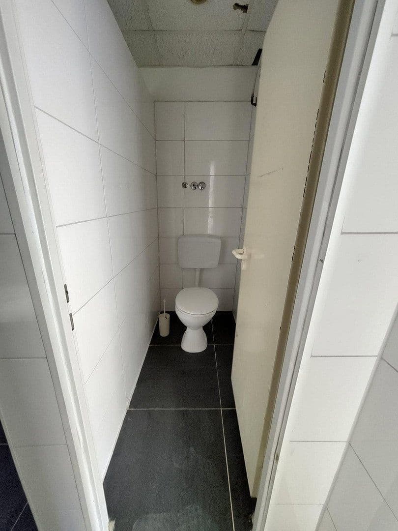 Prenájom kancelárie 330 m², Bahnstraße 26, Wupertal, Severné Porýnie - Westfálsko Prenájom kancelárie 330 m², Bahnstraße 26, Wupertal, Severné Porýnie - Westfálsko