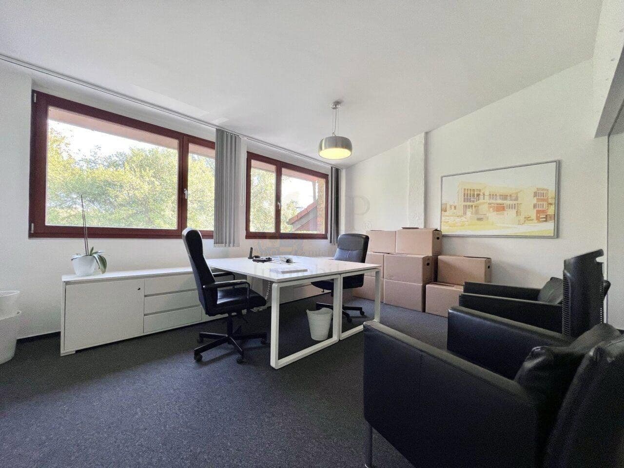 Prenájom kancelárie 330 m², wiesbaden-igstadt, Hesensko Prenájom kancelárie 330 m², wiesbaden-igstadt, Hesensko
