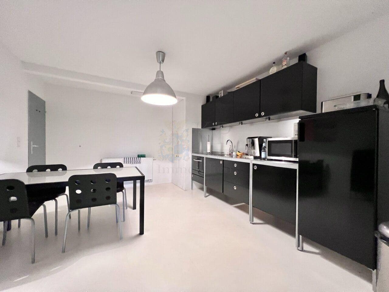Prenájom kancelárie 330 m², wiesbaden-igstadt, Hesensko Prenájom kancelárie 330 m², wiesbaden-igstadt, Hesensko