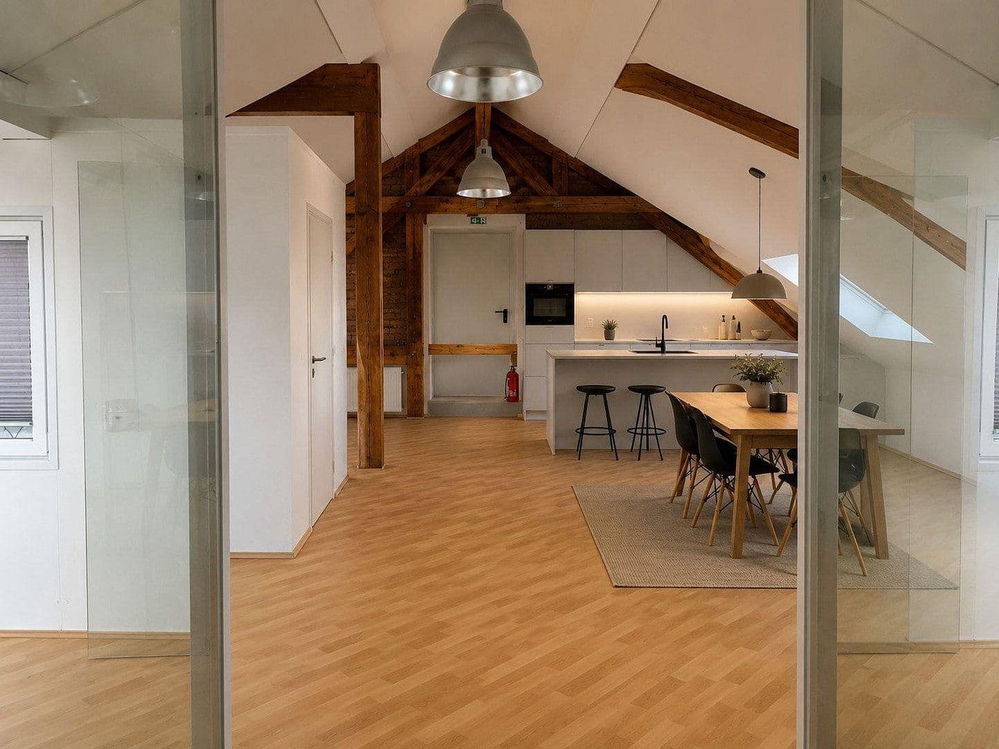Prenájom kancelárie 330 m², wiesbaden-igstadt, Hesensko Prenájom kancelárie 330 m², wiesbaden-igstadt, Hesensko