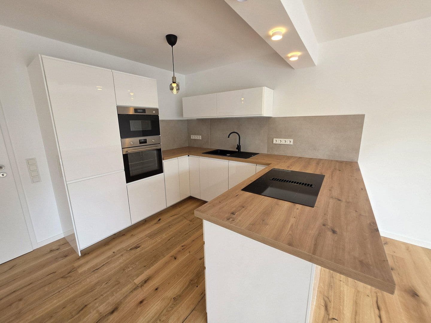 Predaj bytu 3-izbový 76 m², Maarweg 28, Weilerswist, Severné Porýnie - Westfálsko Predaj bytu 3-izbový 76 m², Maarweg 28, Weilerswist, Severné Porýnie - Westfálsko