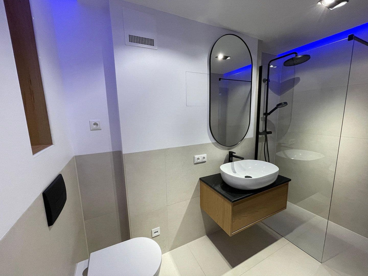 Predaj bytu 2-izbový 59 m², Höchberg, Bavorsko Predaj bytu 2-izbový 59 m², Höchberg, Bavorsko