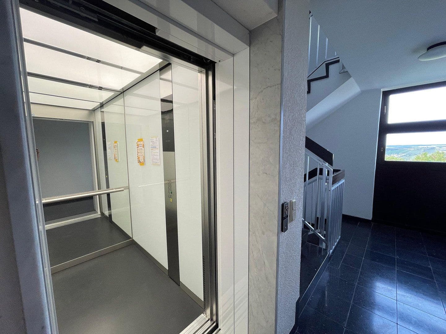 Predaj bytu 2-izbový 59 m², Höchberg, Bavorsko Predaj bytu 2-izbový 59 m², Höchberg, Bavorsko