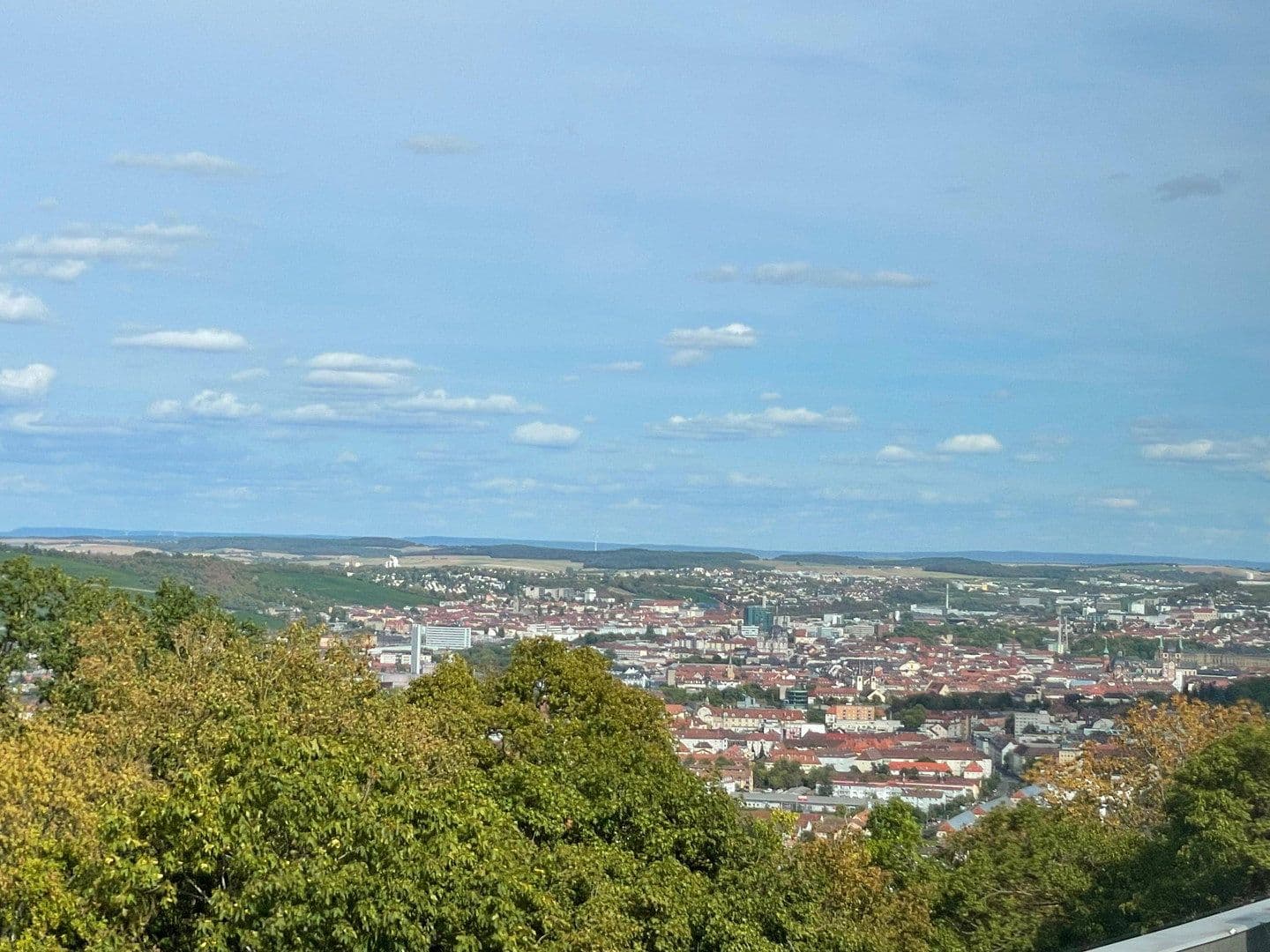Predaj bytu 2-izbový 59 m², Höchberg, Bavorsko Predaj bytu 2-izbový 59 m², Höchberg, Bavorsko