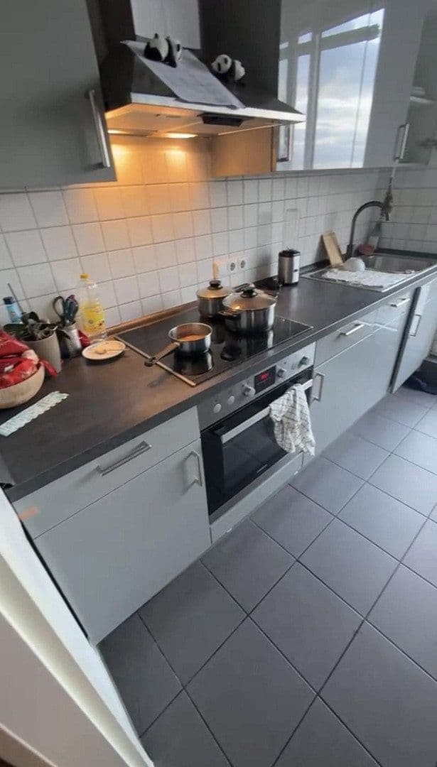 Prenájom bytu 1-izbový 55 m², Braunschweiger Straße 71, Berlin, Berlín Prenájom bytu 1-izbový 55 m², Braunschweiger Straße 71, Berlin, Berlín
