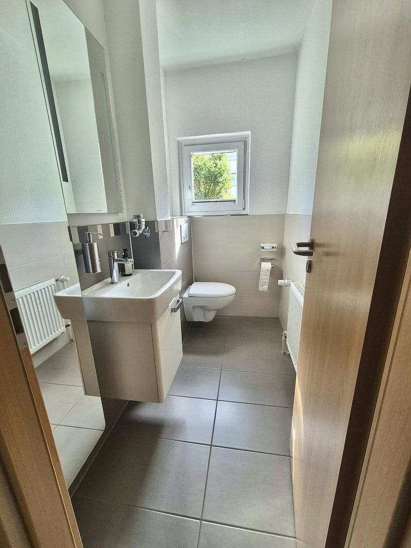 Prenájom bytu 4-izbový 90 m², Am schwarzen Berge 40, Braunschweig, Dolné Sasko Prenájom bytu 4-izbový 90 m², Am schwarzen Berge 40, Braunschweig, Dolné Sasko