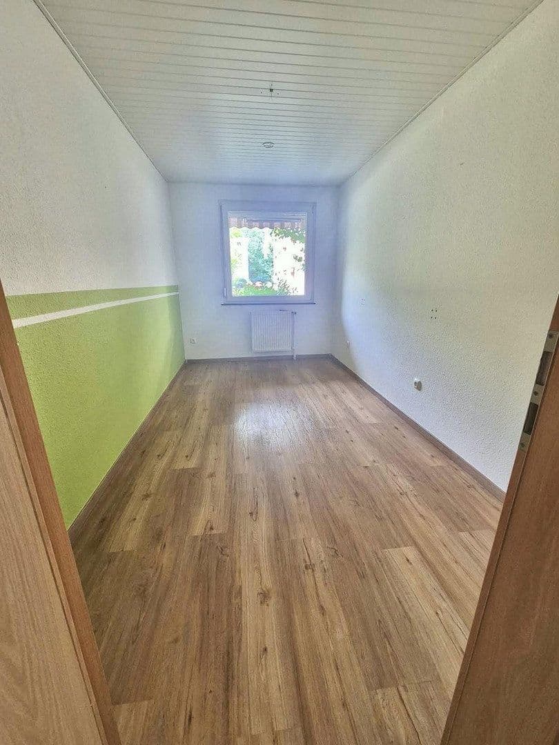 Prenájom bytu 4-izbový 90 m², Am schwarzen Berge 40, Braunschweig, Dolné Sasko Prenájom bytu 4-izbový 90 m², Am schwarzen Berge 40, Braunschweig, Dolné Sasko