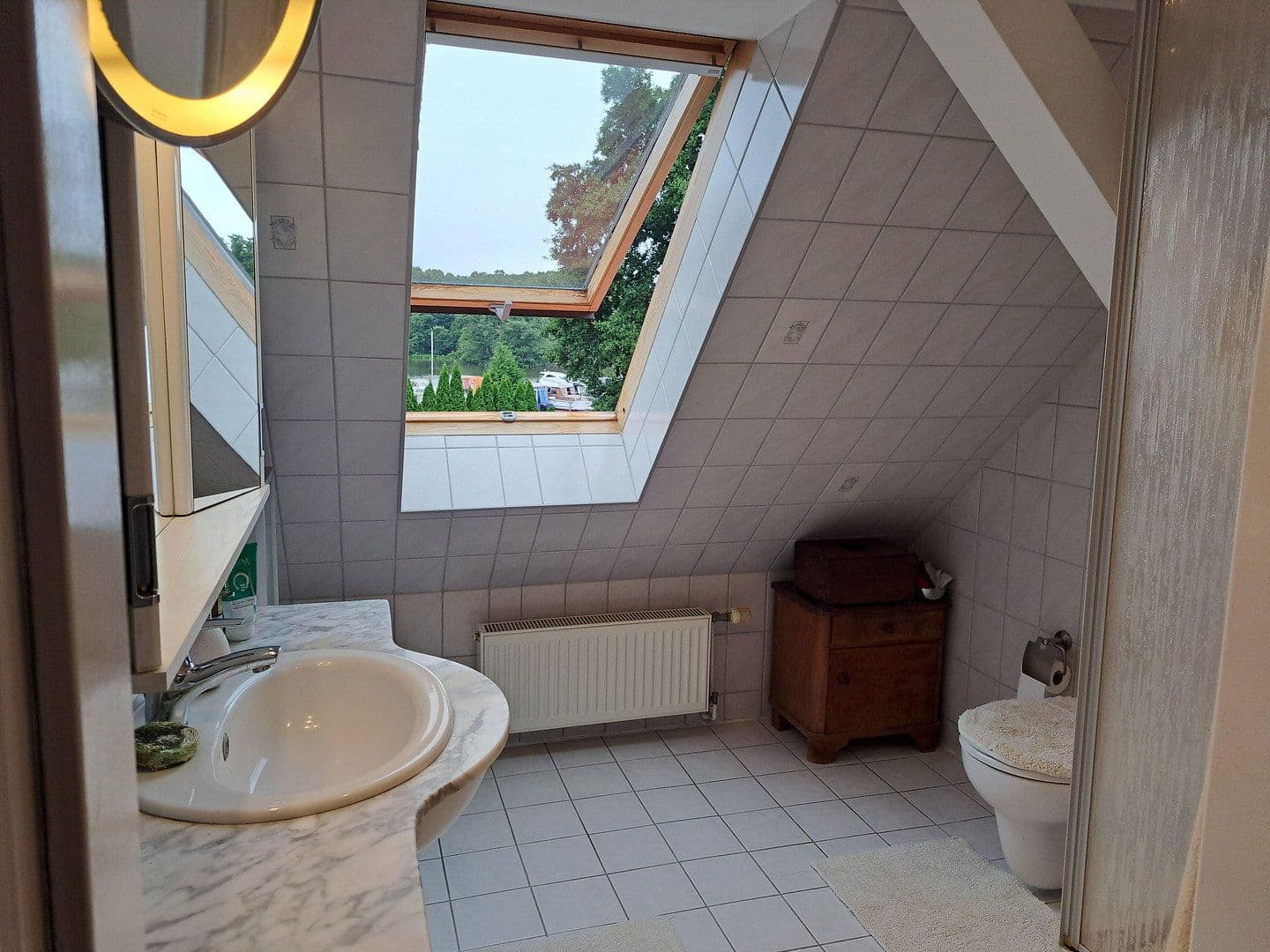 Predaj domu 215 m², pozemok 1.700 m², Groß Köris, Brandenbursko Predaj domu 215 m², pozemok 1.700 m², Groß Köris, Brandenbursko