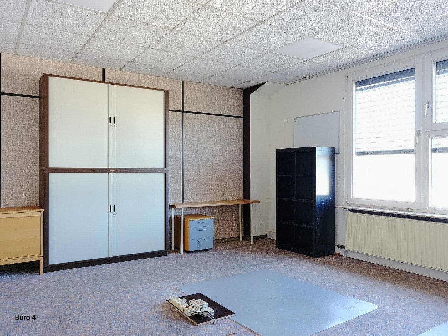 Prenájom kancelárie 178 m², Heiningen, Bádensko-Wurttembersko Prenájom kancelárie 178 m², Heiningen, Bádensko-Wurttembersko