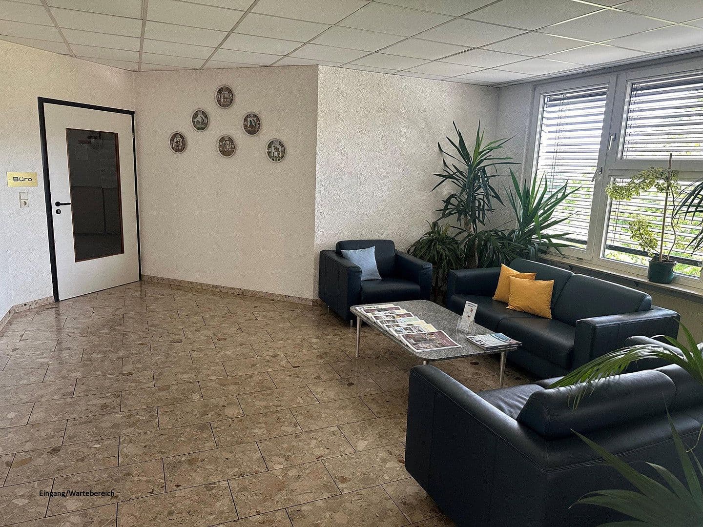 Prenájom kancelárie 178 m², Heiningen, Bádensko-Wurttembersko Prenájom kancelárie 178 m², Heiningen, Bádensko-Wurttembersko