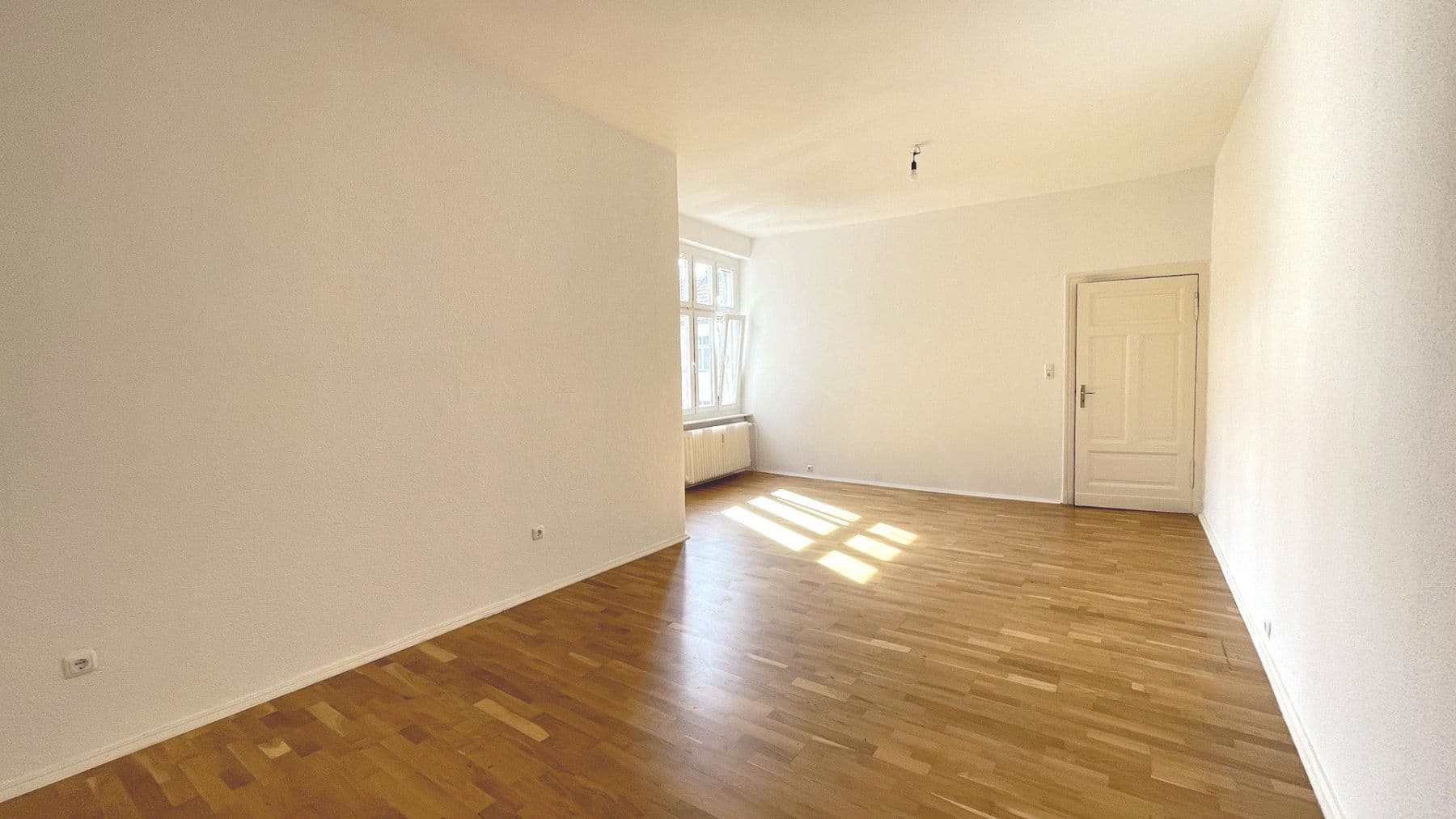 Predaj bytu 1-izbový 42 m², Berlin, Berlín Predaj bytu 1-izbový 42 m², Berlin, Berlín