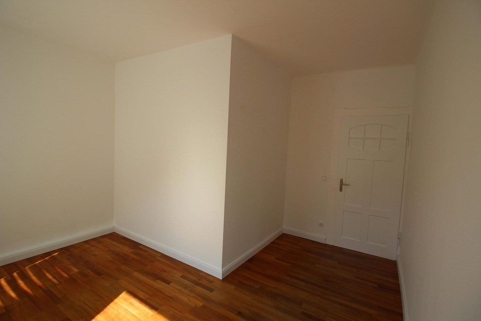 Predaj bytu 2-izbový 52 m², Stuttgart, Bádensko-Wurttembersko Predaj bytu 2-izbový 52 m², Stuttgart, Bádensko-Wurttembersko