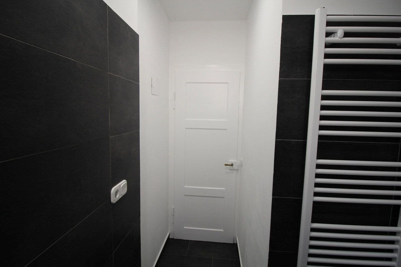 Predaj bytu 2-izbový 52 m², Stuttgart, Bádensko-Wurttembersko Predaj bytu 2-izbový 52 m², Stuttgart, Bádensko-Wurttembersko