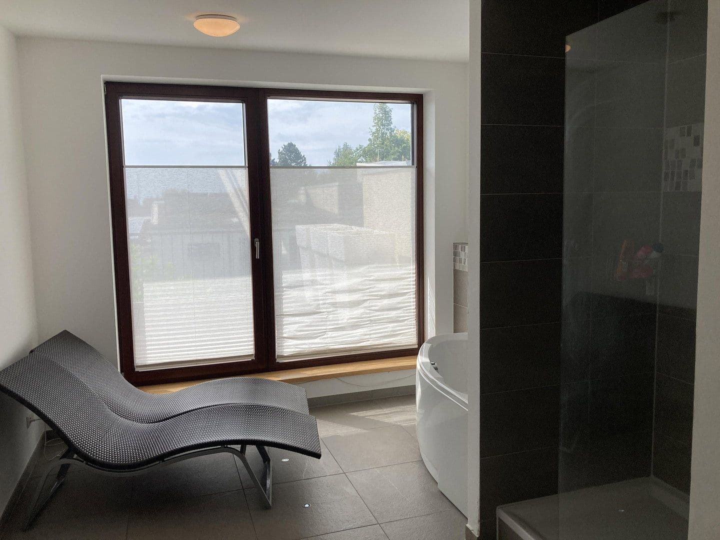 Prenájom domu 172 m², pozemok 257 m², Leverkusen, Severné Porýnie - Westfálsko Prenájom domu 172 m², pozemok 257 m², Leverkusen, Severné Porýnie - Westfálsko