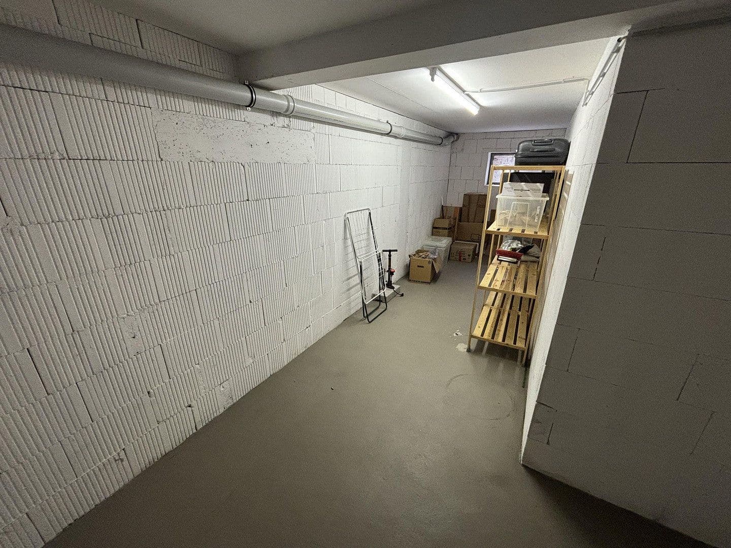 Prenájom bytu 2-izbový 65 m², Frankfurt am Main, Hesensko Prenájom bytu 2-izbový 65 m², Frankfurt am Main, Hesensko