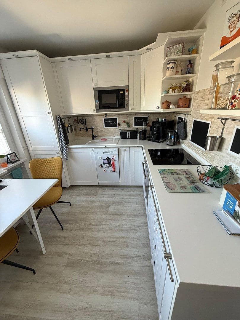 Prenájom bytu 2-izbový 56 m², Triftstraße 19, Frankfurt, Hesensko Prenájom bytu 2-izbový 56 m², Triftstraße 19, Frankfurt, Hesensko