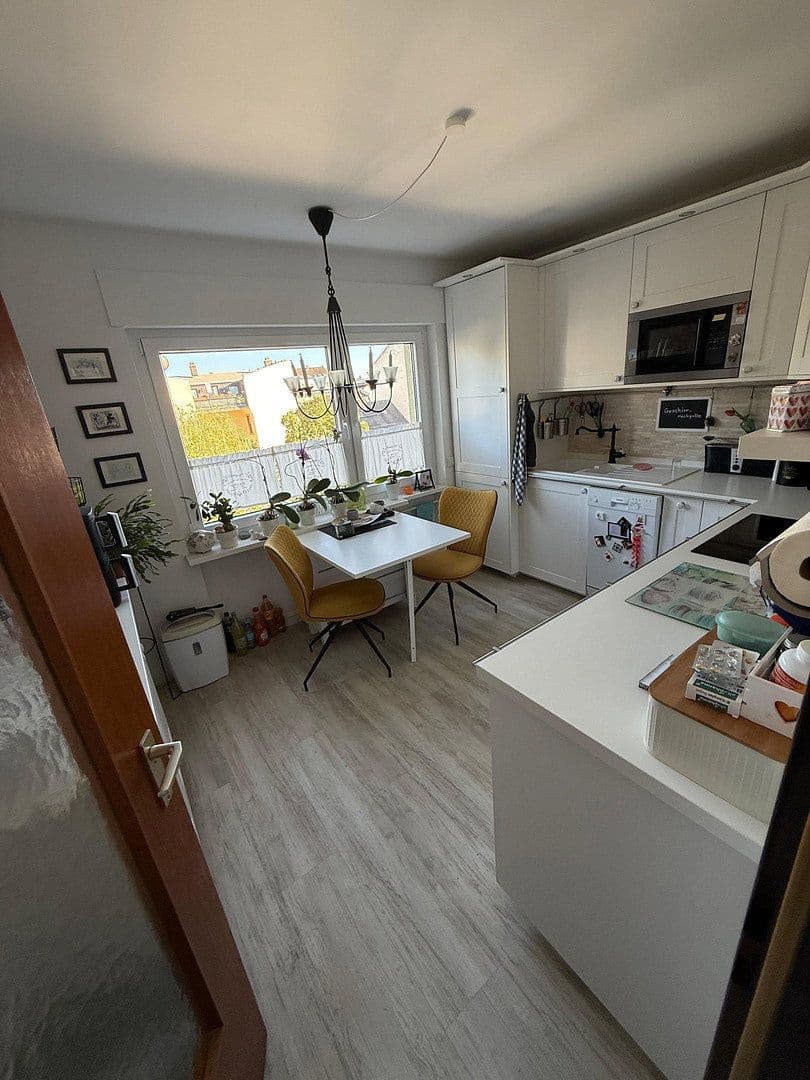 Prenájom bytu 2-izbový 56 m², Triftstraße 19, Frankfurt, Hesensko Prenájom bytu 2-izbový 56 m², Triftstraße 19, Frankfurt, Hesensko