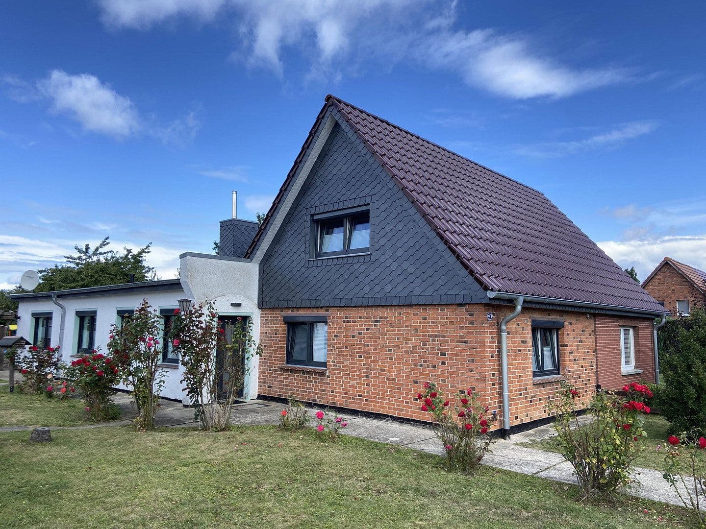 Predaj domu 111 m², pozemok 1.004 m², Ziegelstraße 10, Wismar, Meklenbursko-Predpomoransko Predaj domu 111 m², pozemok 1.004 m², Ziegelstraße 10, Wismar, Meklenbursko-Predpomoransko