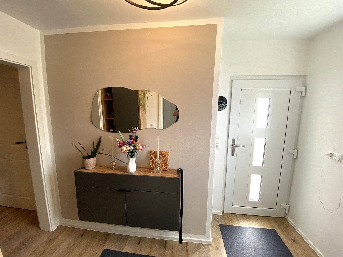 Predaj domu 111 m², pozemok 1.004 m², Ziegelstraße 10, Wismar, Meklenbursko-Predpomoransko Predaj domu 111 m², pozemok 1.004 m², Ziegelstraße 10, Wismar, Meklenbursko-Predpomoransko