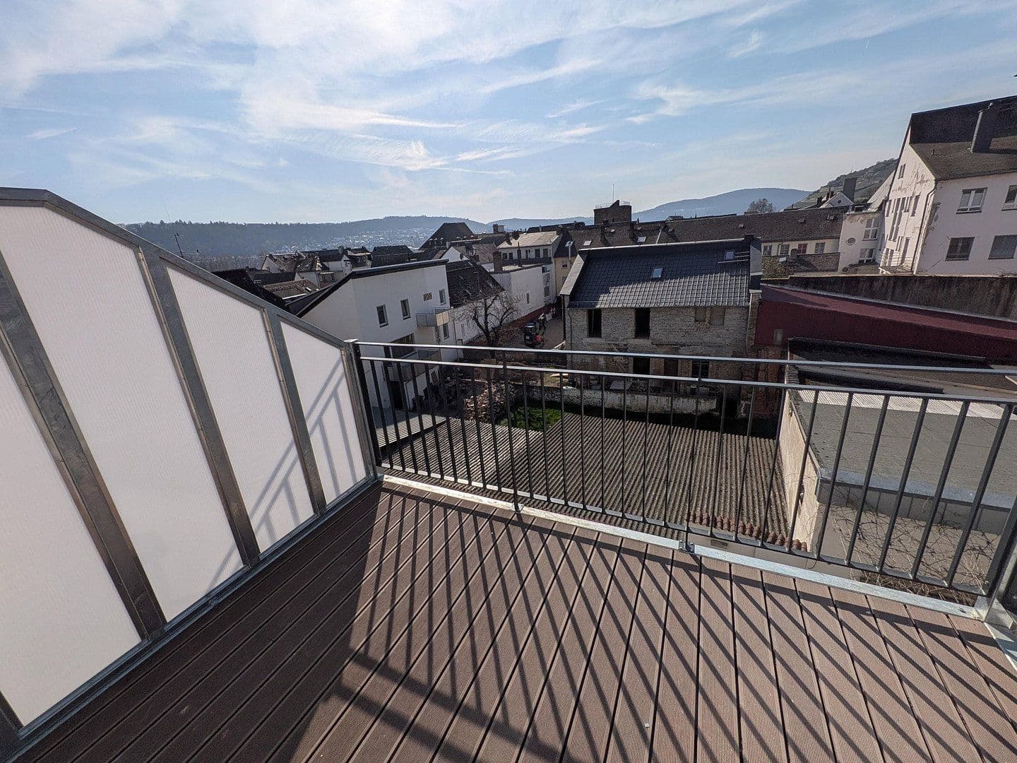 Prenájom bytu 4-izbový 108 m², Schmidtstraße 8, Rüdesheim am Rhein, Hesensko Prenájom bytu 4-izbový 108 m², Schmidtstraße 8, Rüdesheim am Rhein, Hesensko