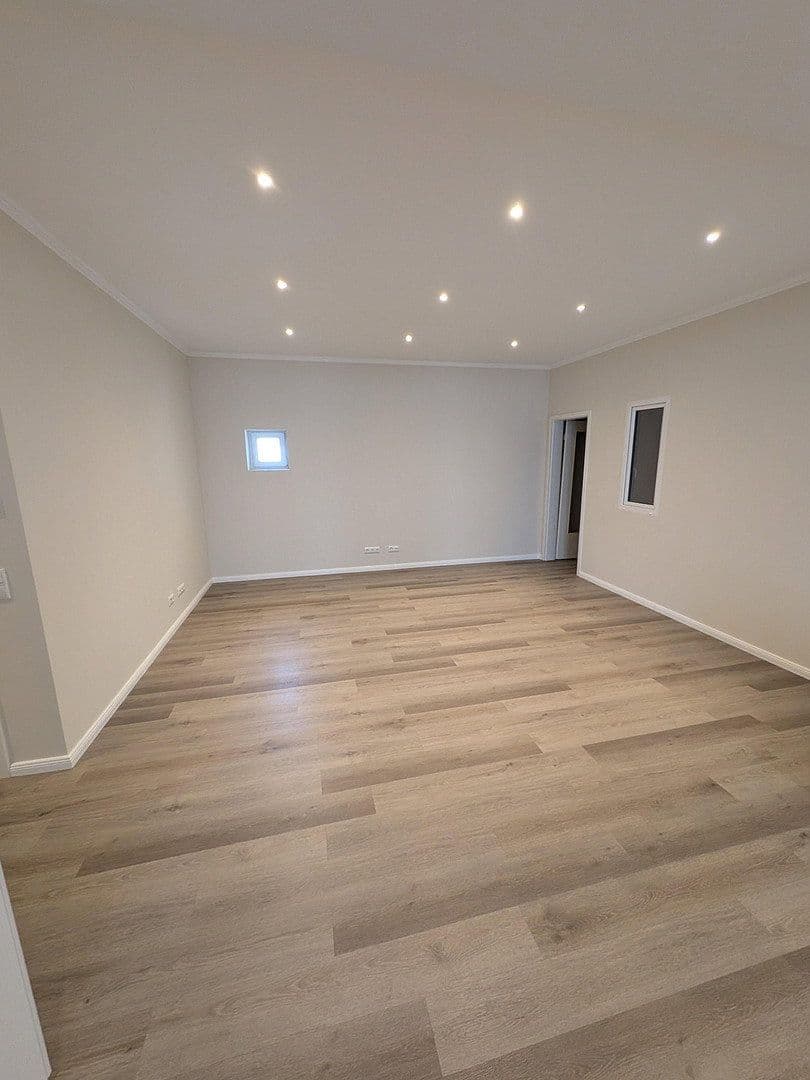 Prenájom bytu 5-izbový 128 m², Moritzstraße 68, Wiesbaden, Hesensko Prenájom bytu 5-izbový 128 m², Moritzstraße 68, Wiesbaden, Hesensko