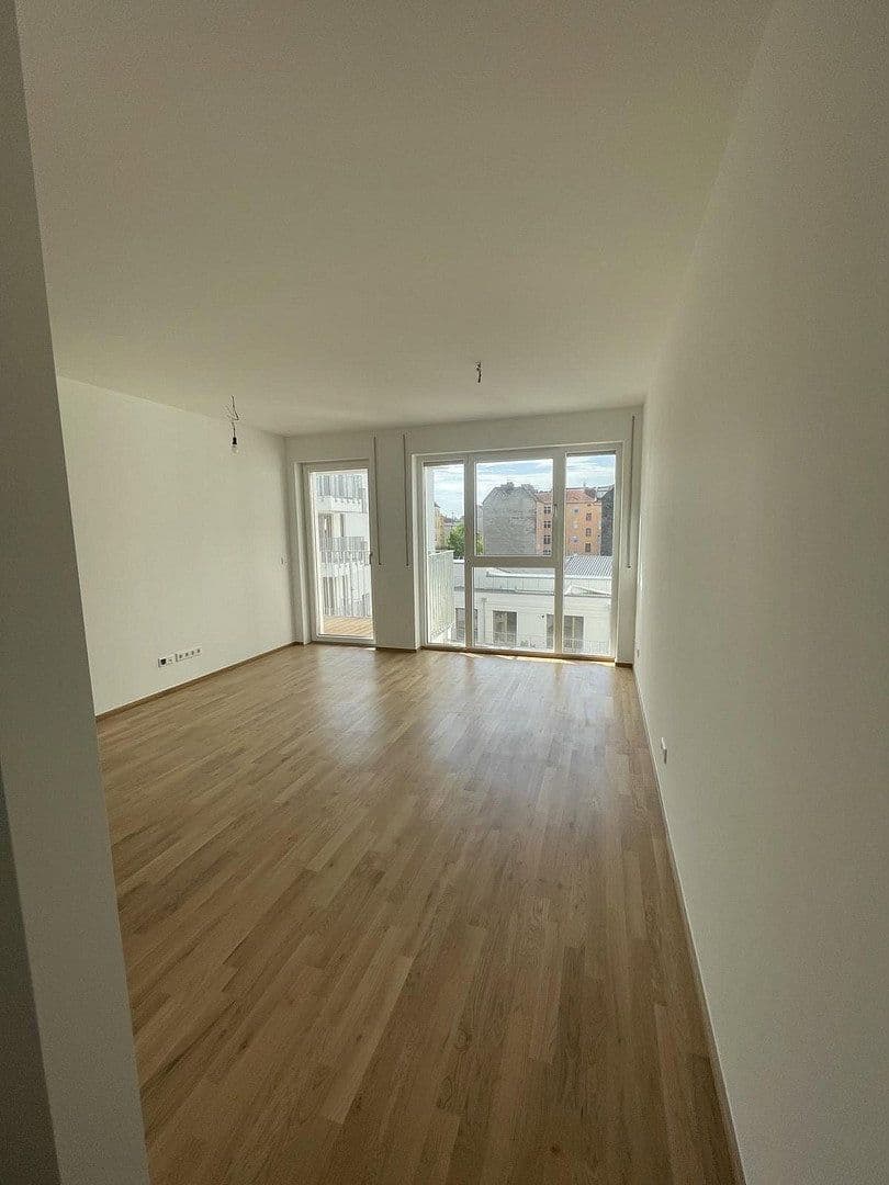 Prenájom bytu 3-izbový 76 m², Malmöerstr. 28, Berlin, Berlín Prenájom bytu 3-izbový 76 m², Malmöerstr. 28, Berlin, Berlín