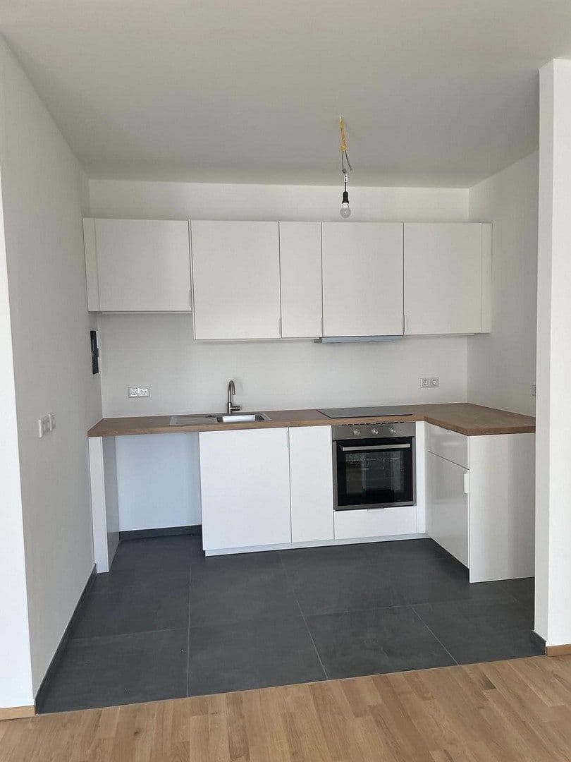 Prenájom bytu 3-izbový 76 m², Malmöerstr. 28, Berlin, Berlín Prenájom bytu 3-izbový 76 m², Malmöerstr. 28, Berlin, Berlín