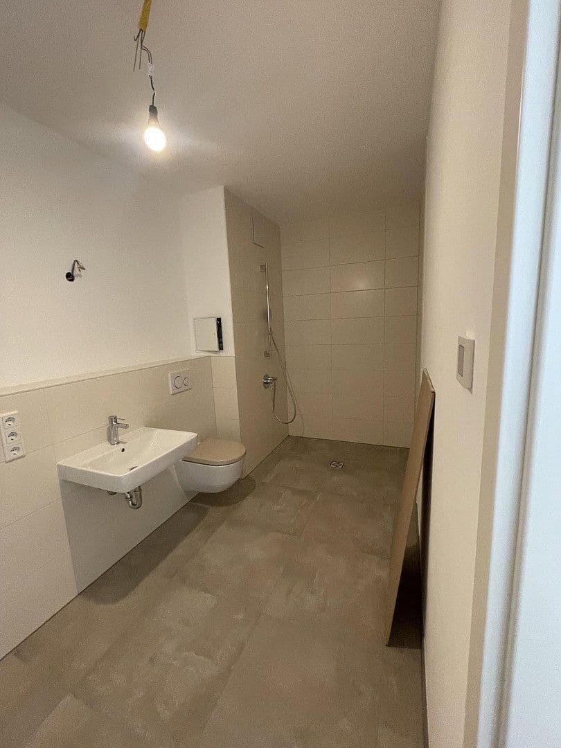 Prenájom bytu 3-izbový 76 m², Malmöerstr. 28, Berlin, Berlín Prenájom bytu 3-izbový 76 m², Malmöerstr. 28, Berlin, Berlín